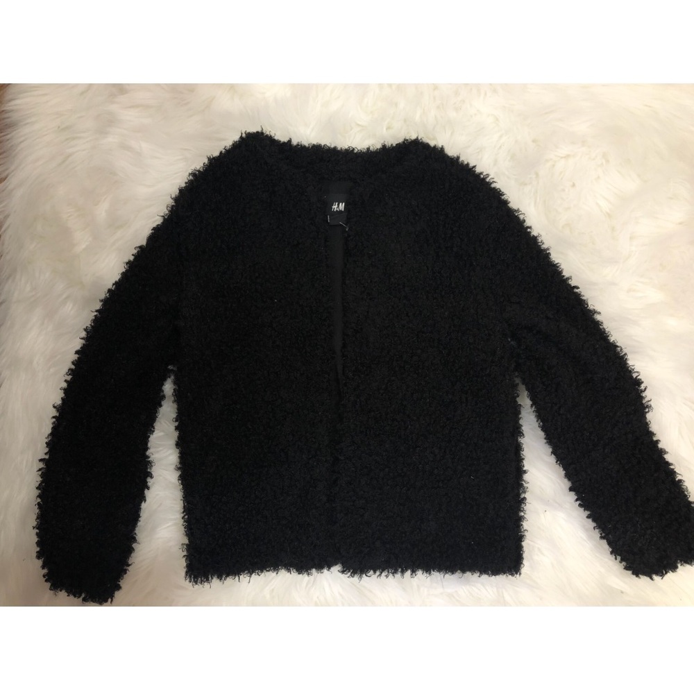 H&M black fluffy sweater